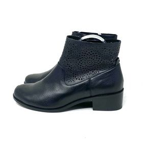 Vionic Boots